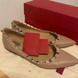 Valentino Rockstud Flats in Nude